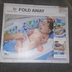 Full Size Baby Bath With Compact Fold